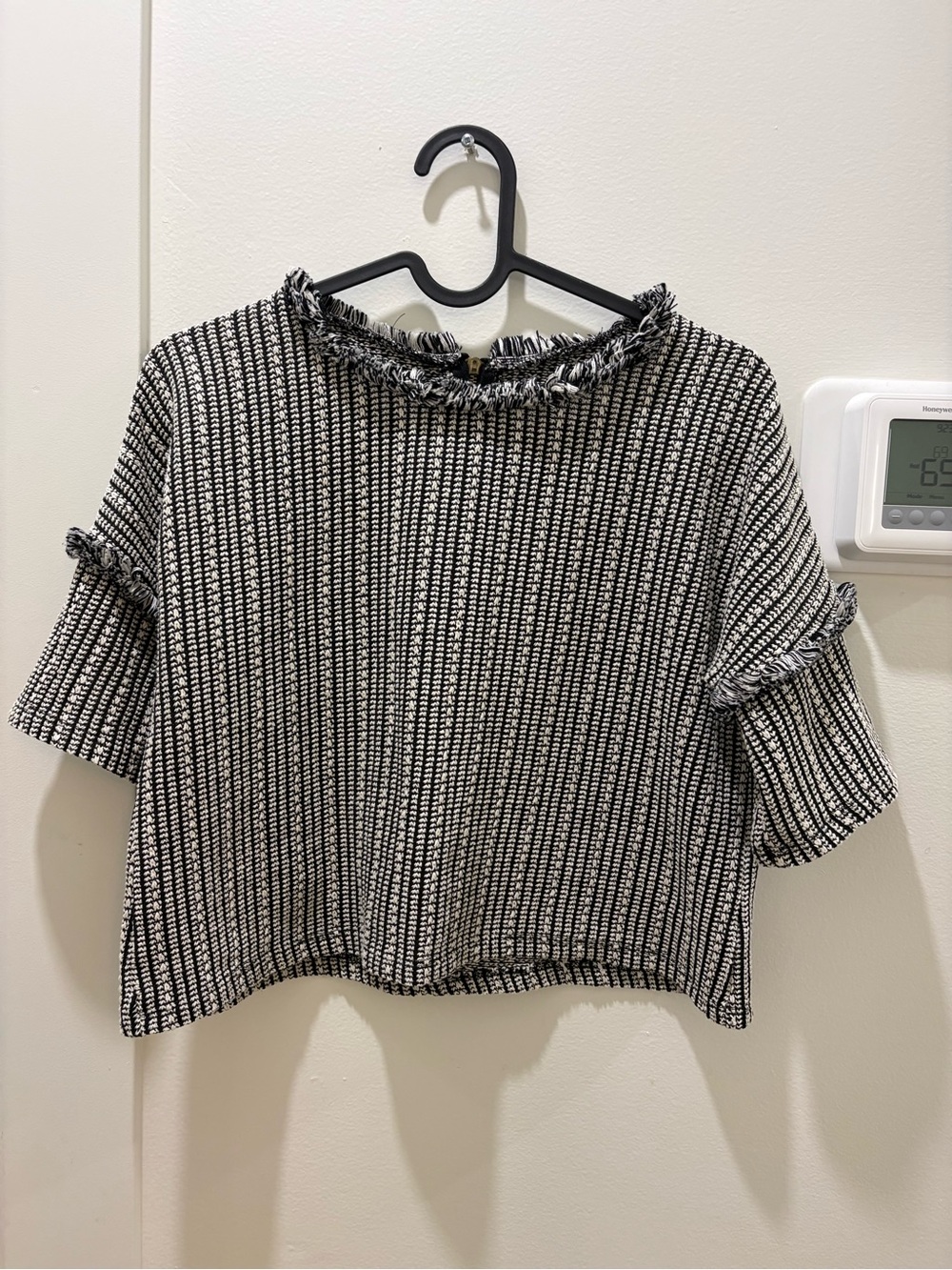Black & Cream Frayed Trim Crop Top
